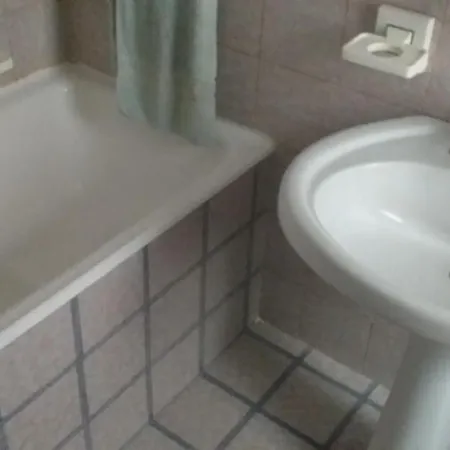 Casa Vacanza Piazza Roma Apartment *